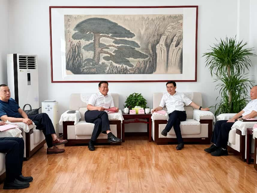 水发集团党委书记、董事长刘志国一行到访山东水设