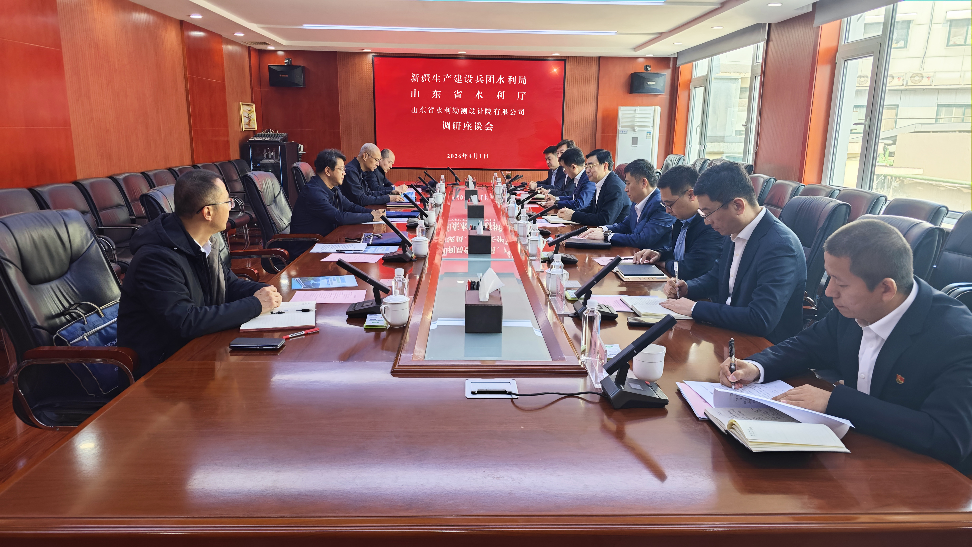 新疆生产建设兵团水利局党组成员、副局长吴剑一行到山东水设调研